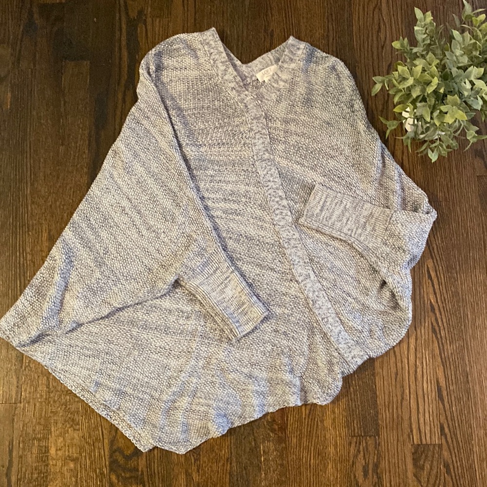 NEW w/o tags Loft heathered blue poncho with sleeves in size XL.